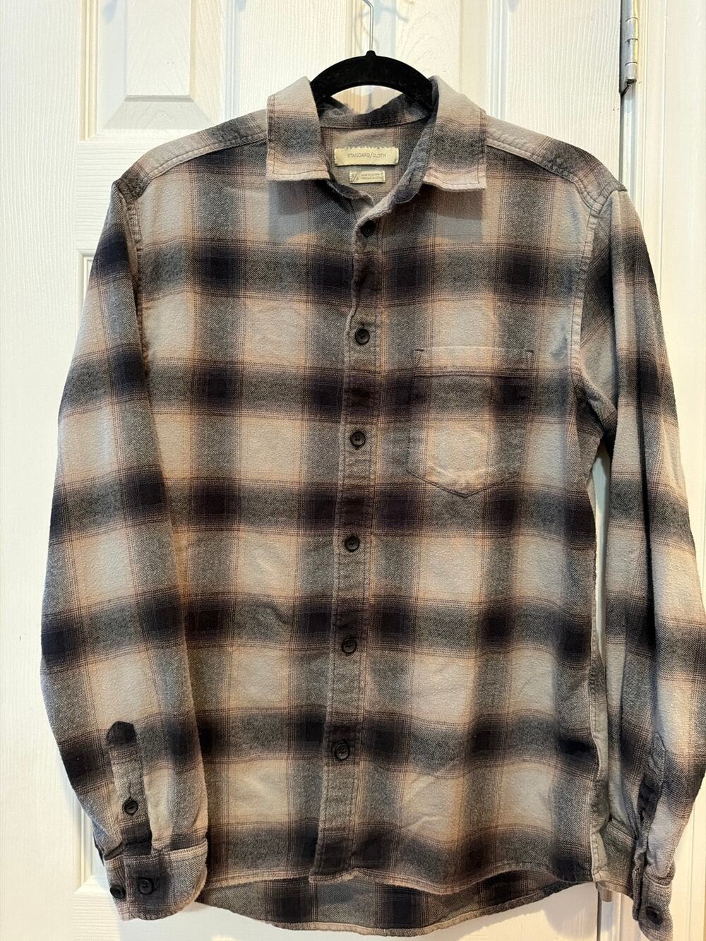 Standard/Cloth Ombre Plaid Flannel Shirt, Size S Gray/Black/Tank